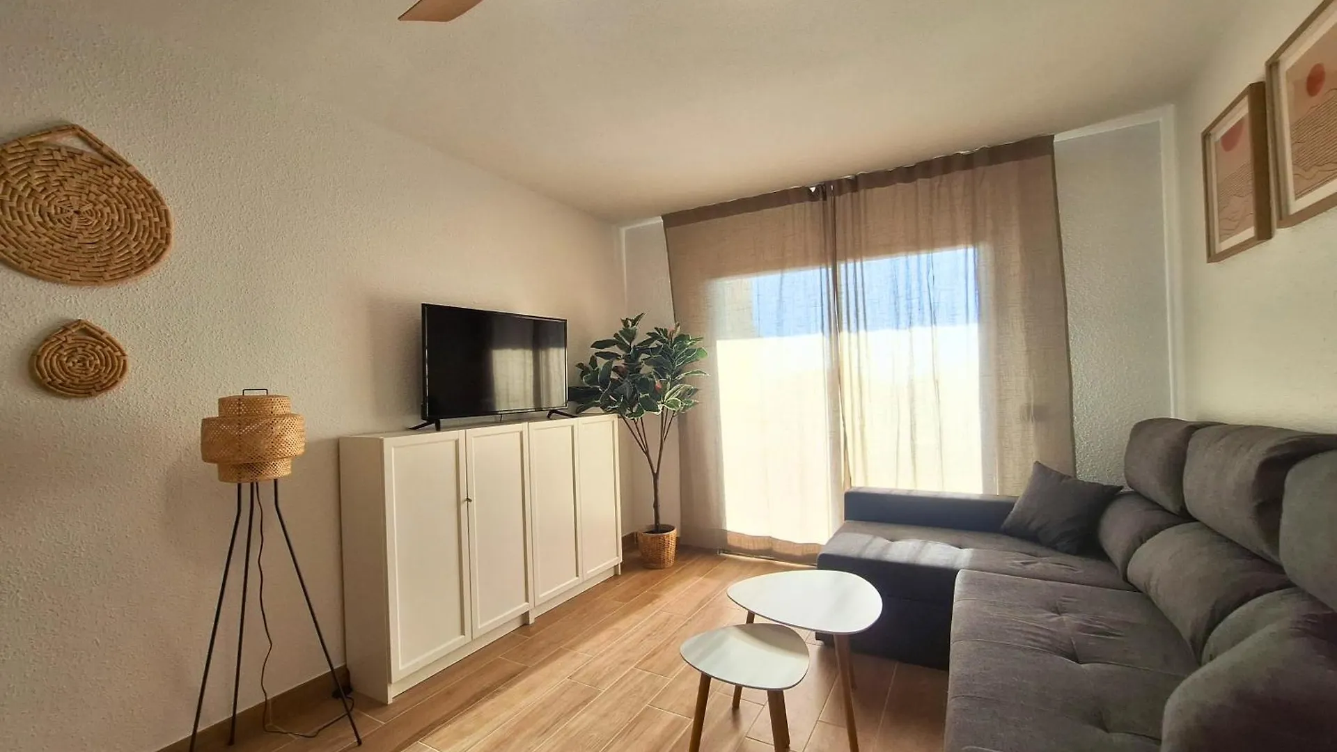 Castle Harbour Atico Duplex 3 Dormitorios 2 Banos Balcon Vista Mar Los Cristianos  Spain
