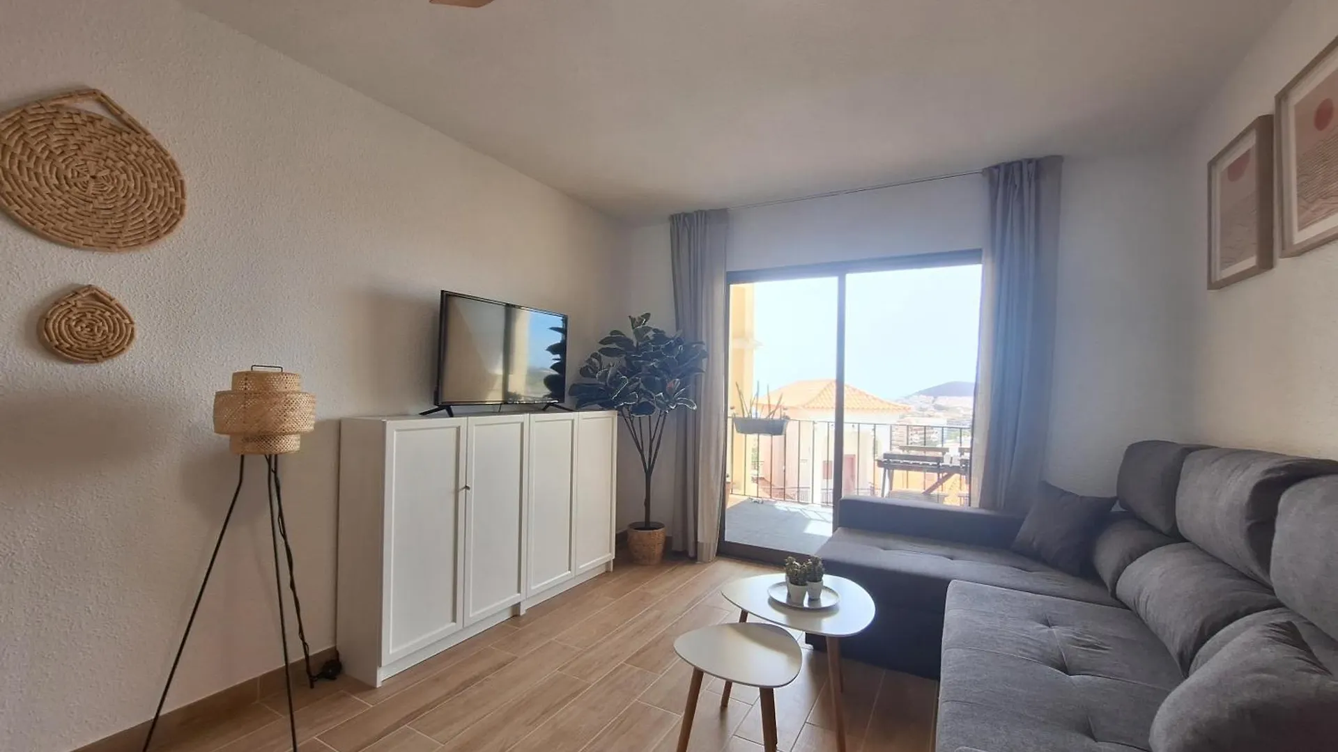 Apartment Castle Harbour Atico Duplex 3 Dormitorios 2 Banos Balcon Vista Mar Los Cristianos